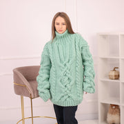 Schwere Pullover aus 100 % Wolle: Wärme, Textur und traditionelle Strickwaren