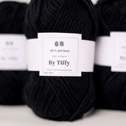 Schwarzes superdickes Wollgarn: 100g zum Stricken & Häkeln