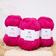 Chunky Fuchsia Soft Wool Yarn: Super Bulky, 100g/109 yds