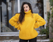 Un disponible en taille 3XL, Pull en laine point de riz T960