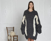 5-Strang Grauer Wollpullover – Handgestrickter Zopfmuster-Grobgripp-Pullover T633W
