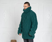 5-fädiger dicker grüner Wollpullover – Massiver handgestrickter Zopfmuster-Pullover T629M