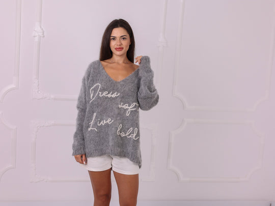 Is Mohair Itchy? Why It Feels Prickly and How to Choose Softer Mohair