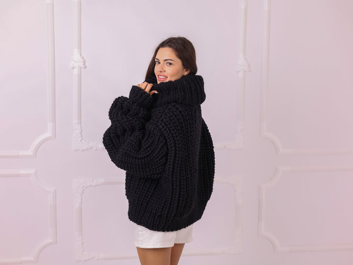 Black 4 kg Wool Fisherman Rib Cropped Oversized Turtleneck Sweater T2328
