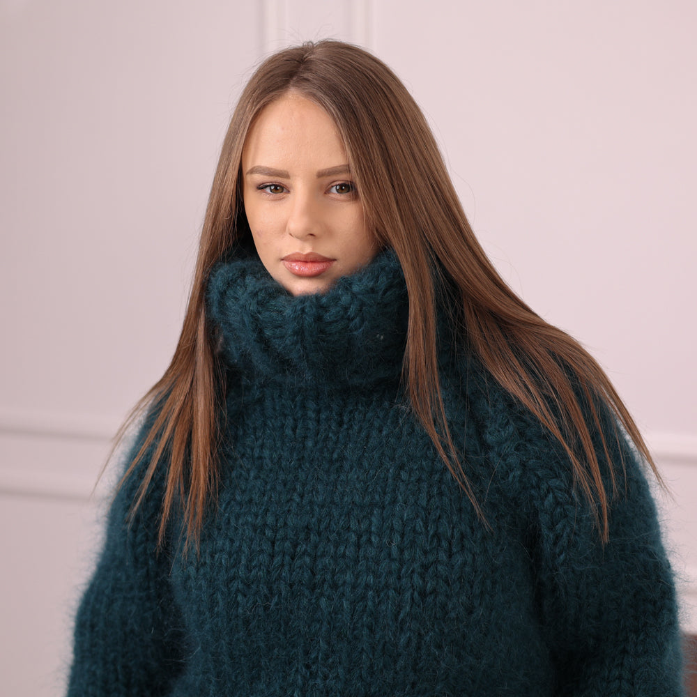 10 Strand Mohair Sweater, Chunky Turtleneck Knit, Oversized Green Pullover T2174