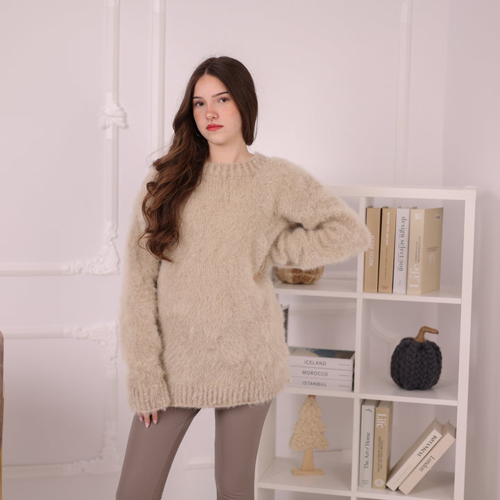 Baby Suri Alpaca Sweater, Beige Fluffy Knit Pullover, Soft Lightweight Crewneck Sweater T2199