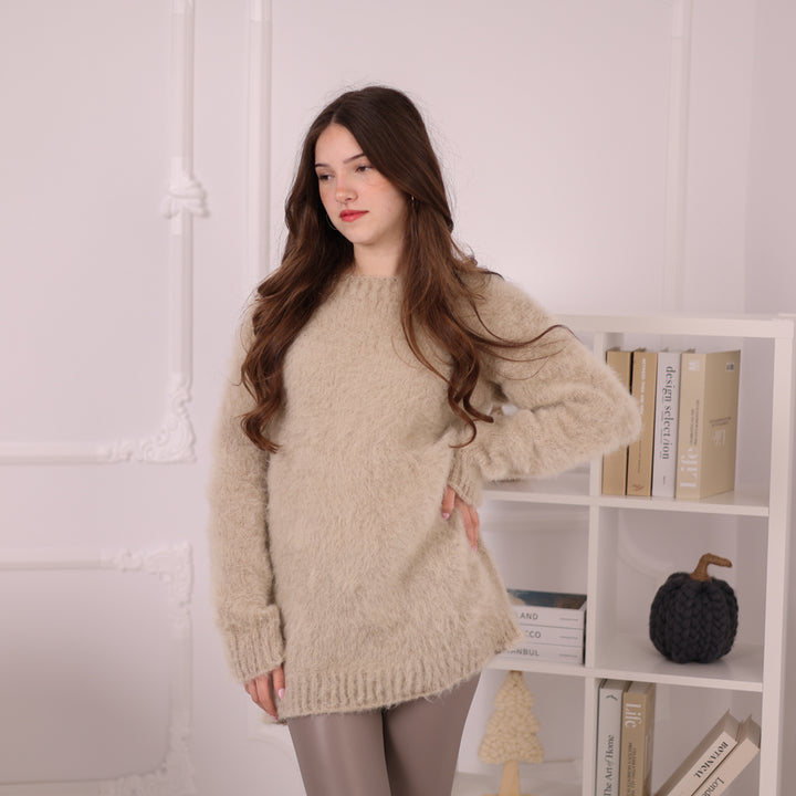 Baby Suri Alpaca Sweater, Beige Fluffy Knit Pullover, Soft Lightweight Crewneck Sweater T2199