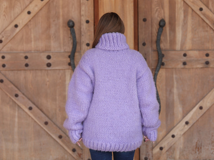 Purple Alpaca Sweater, 20 Strand Knit, Hand Knitted Fluffy Texture, Chunky Turtleneck Fit T2219