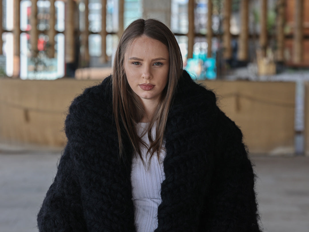 25-Strand Mohair Cardigan with Oversized Collar and Honeycomb Knit Coat T2206