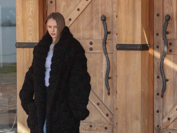 25-Strand Mohair Cardigan with Oversized Collar and Honeycomb Knit Coat T2206