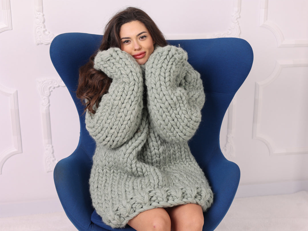 Oversized Chunky Wool Sweater, Extra Thick Hand Knitted Turtleneck T2250