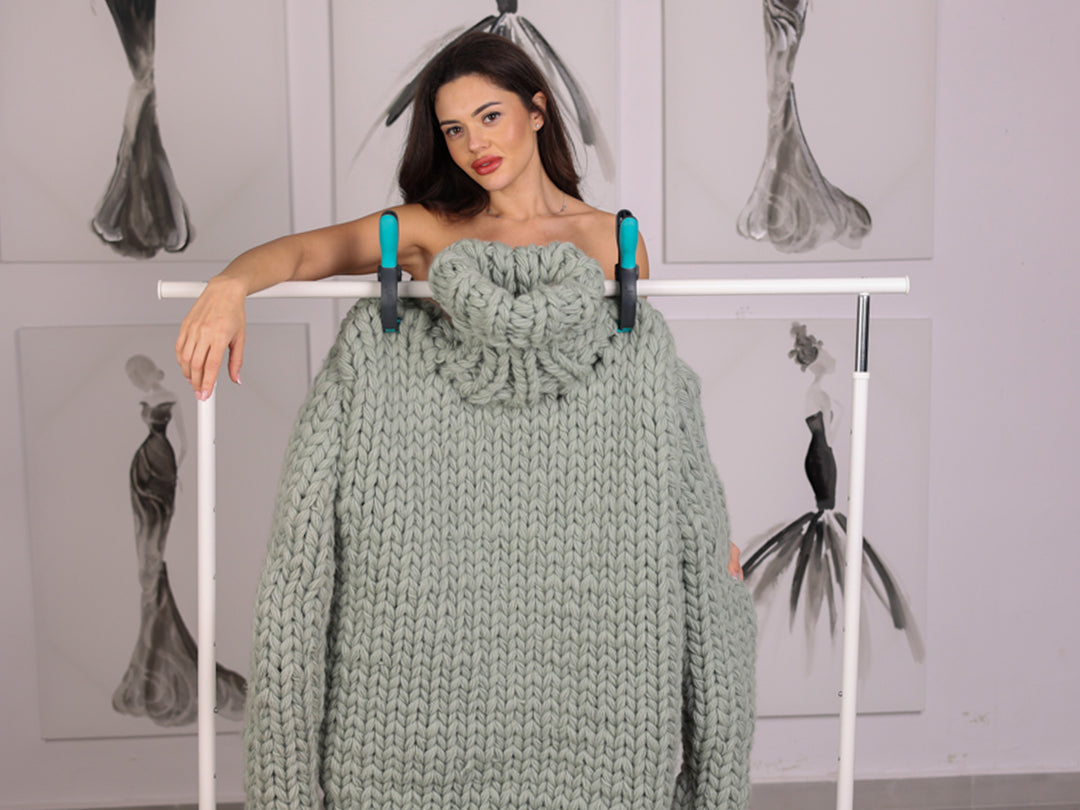 Oversized Chunky Wool Sweater, Extra Thick Hand Knitted Turtleneck T2250
