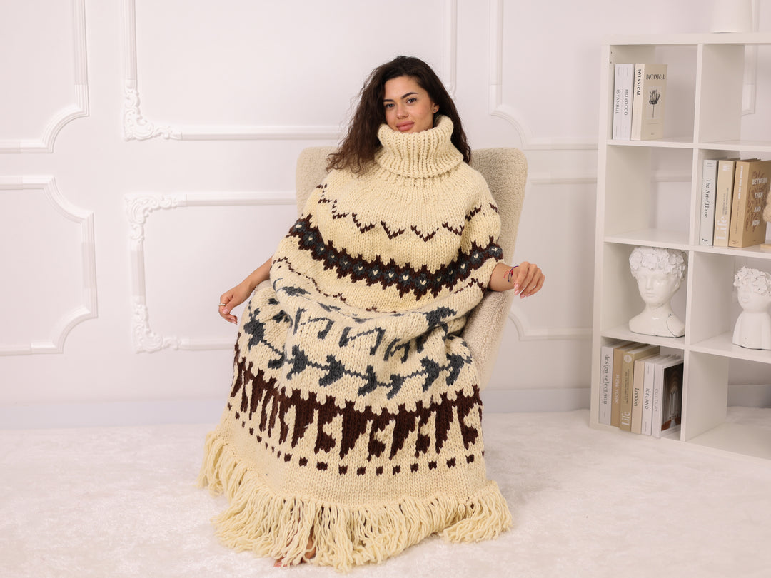 Wool Poncho, Icelandic Pattern Cape, Fringe Hem Turtleneck Winter Wrap Knit T2285