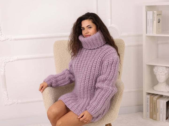 Purple Alpaca Sweater, 30 Strand English Rib Knit, Hand Knitted Fluffy Texture T2220