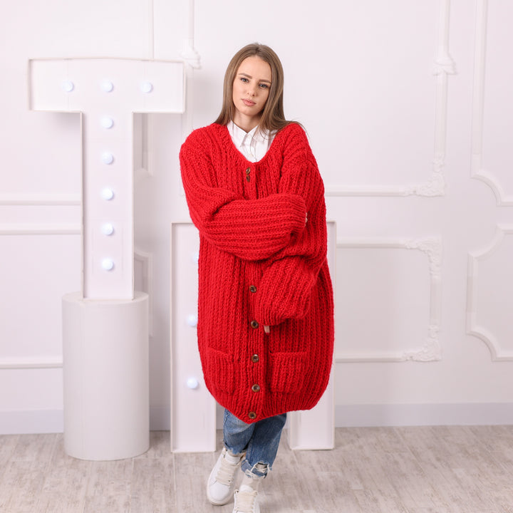 Oversized red English rib cardigan size 9XL