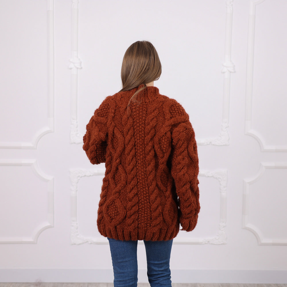 Chunky Alpaca Cable Knit Cardigan, Soft Italian Yarn, Wooden Buttons, Cozy Fit T2077