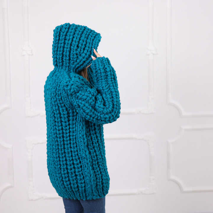 Hand Knitted Chunky Wool Cardigan, English Rib Texture, Zipped Front, Cozy Hooded Design, T2075