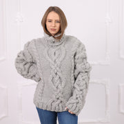Grauer peruanischer Alpaka Zopfstrickpullover, sehr wuchtiger, schwerer handgestrickter Rollkragenpullover T2081