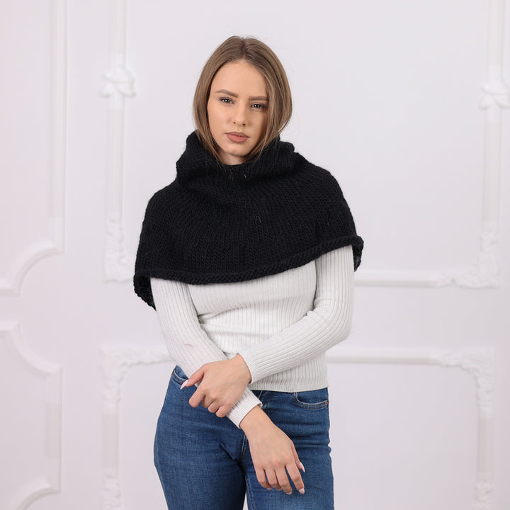 Soft Wool Balaclava with Chunky Knit Hood and Extended Shoulder Cape Coverage Т2086