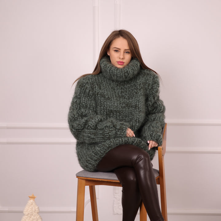 Mohair and Alpaca Sweater, Chunky Oversized Fit, Green Melange Turtleneck  T2139