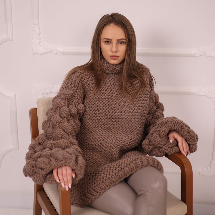 Very Chunky Wool Sweater, Bubble Sleeves, Oversized Fit, Hand Knitted Texture  T2148