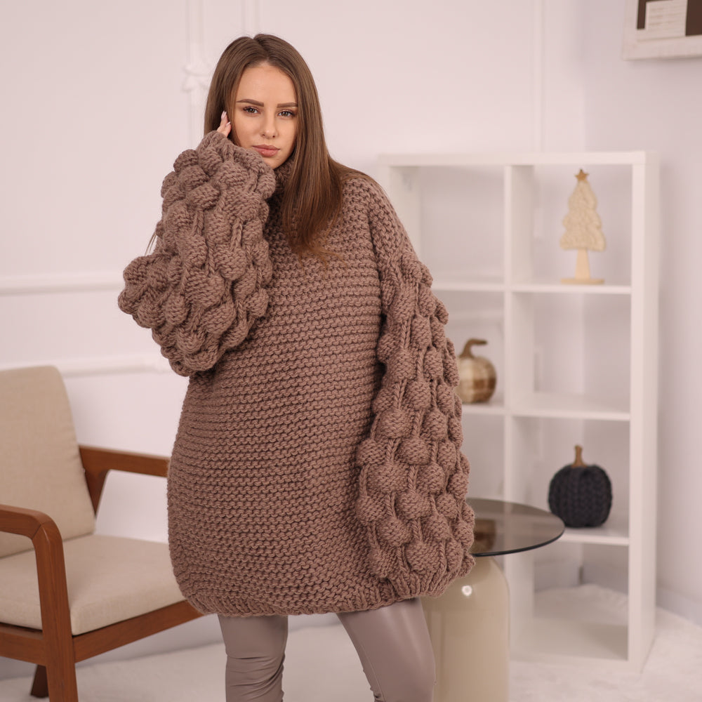 Very Chunky Wool Sweater, Bubble Sleeves, Oversized Fit, Hand Knitted Texture  T2148