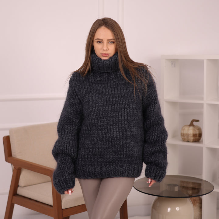 Gray  Mohair Wool Sweater, Hand Knitted 6-Strand Chunky Pullover T2145