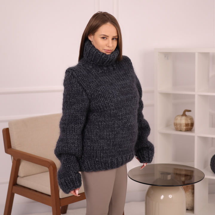 Gray  Mohair Wool Sweater, Hand Knitted 6-Strand Chunky Pullover T2145