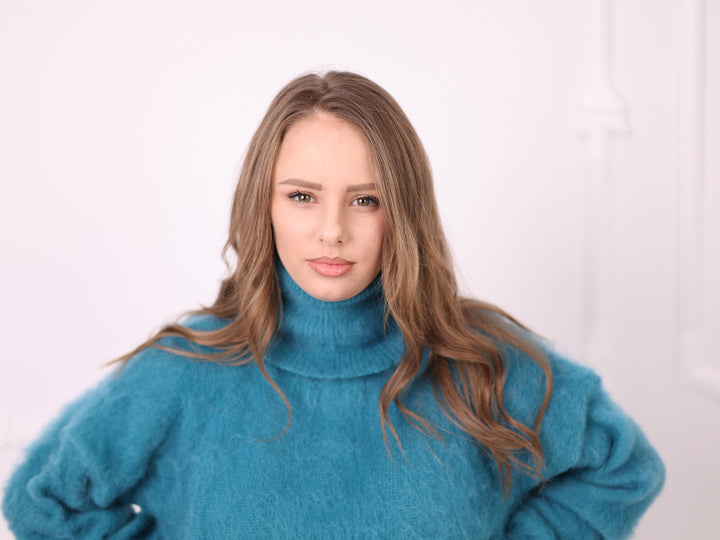 Blue Superkid Mohair turtleneck sweater T2376 texture and collar close-up