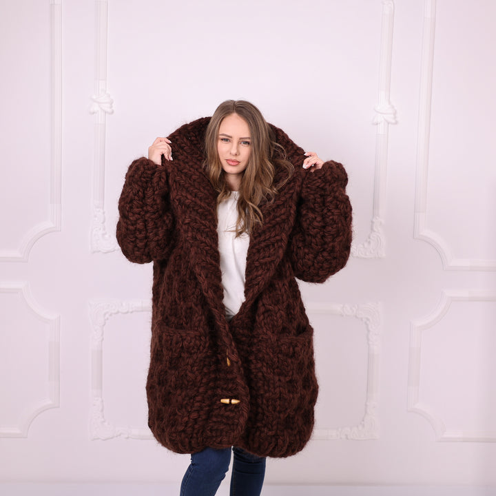 Brown oversized wool mohair cardigan T2389 side view