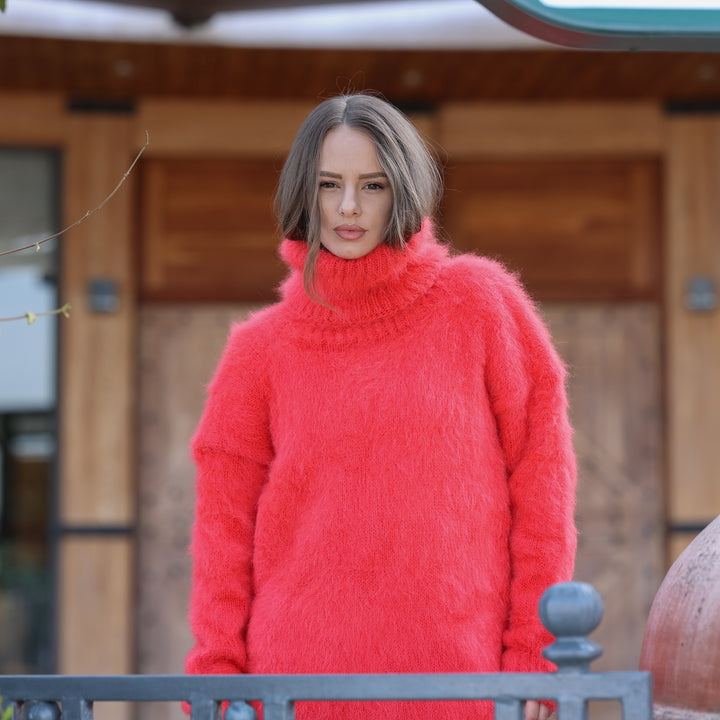 Coral red Kid Mohair oversized turtleneck sweater T2408 close front view