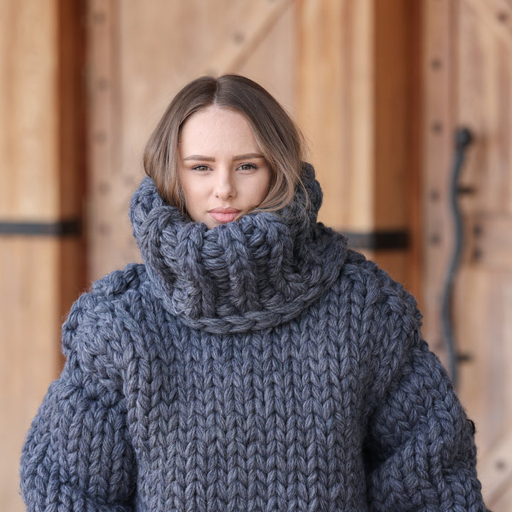 Gray 14-strand chunky 100% soft wool oversized turtleneck sweater T2427 view 5