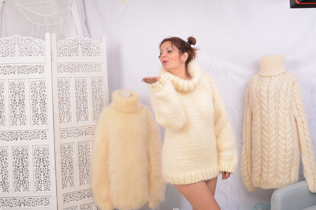 10-Strand Mohair Sweater – Hand-Knitted Raglan Sleeve Jumper T742