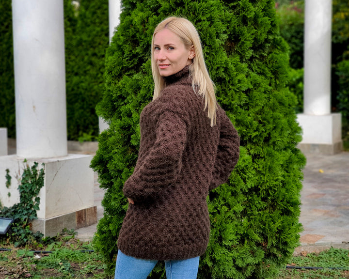 100% Alpaca Cable Knit Sweater, Hand Knitted Chunky Crewneck Pullover T903W