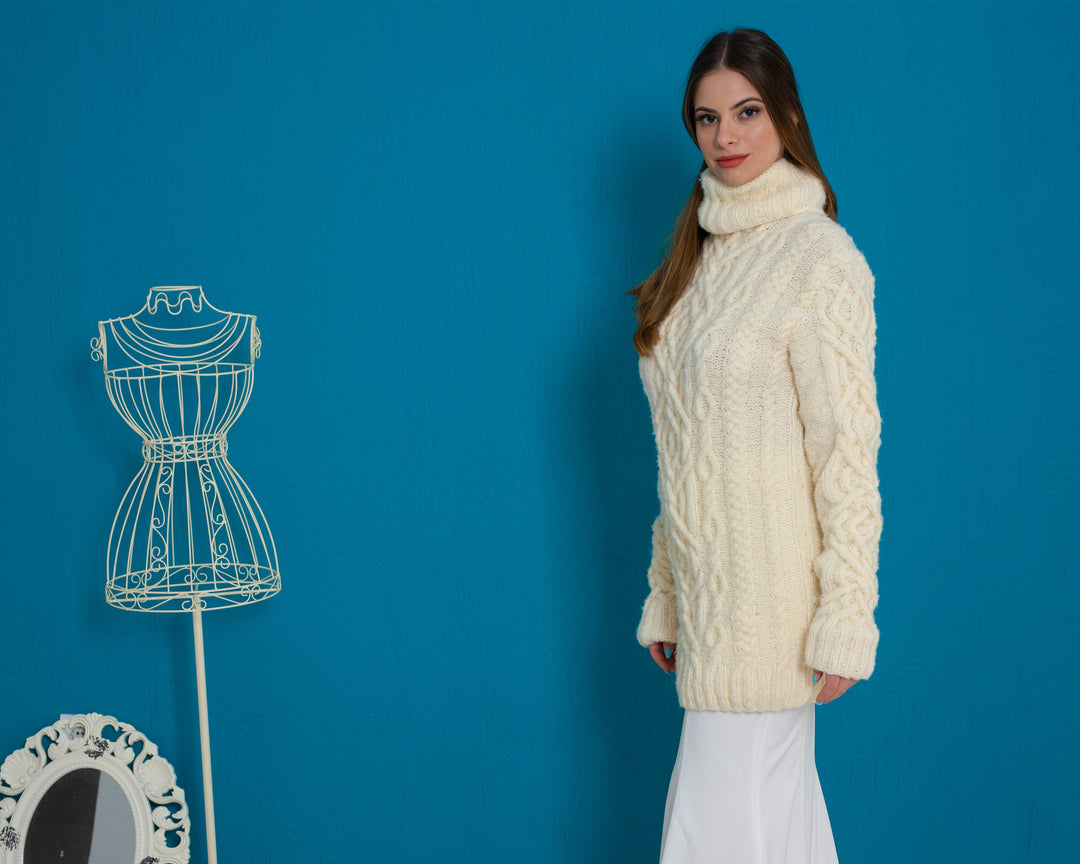 100% Alpaca Cable Knit Sweater, Hand Knitted Chunky Crewneck Jumper  T931