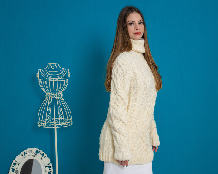 100% Alpaca Cable Knit Sweater, Hand Knitted Chunky Crewneck Jumper  T931