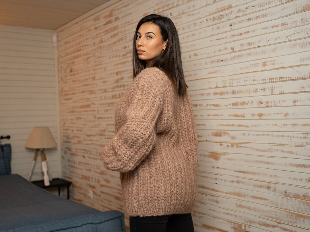 15-Strand Baby Alpaca,  Hand Knitted Mixed Yarn Fluffy Warm Jumper T1138