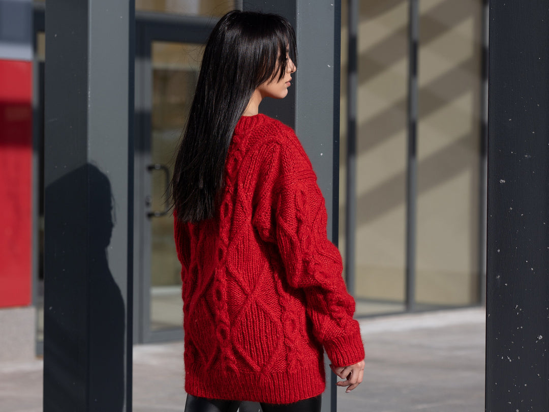 10-Strand Baby Alpaca Sweater, Hand Knitted Extra Soft Chunky Cable Knit Pullover T1185