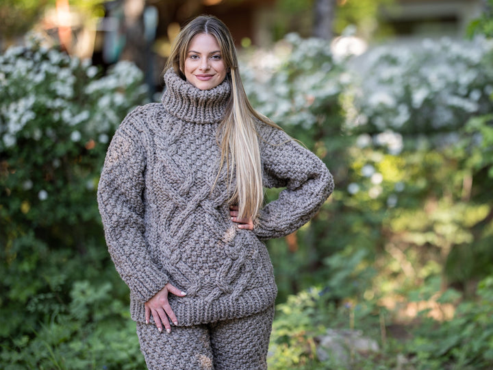 Cable Knit Wool Sweater – Hand-Knitted Cozy Winter Pullover in Raw Itchy Brown Wool T1197