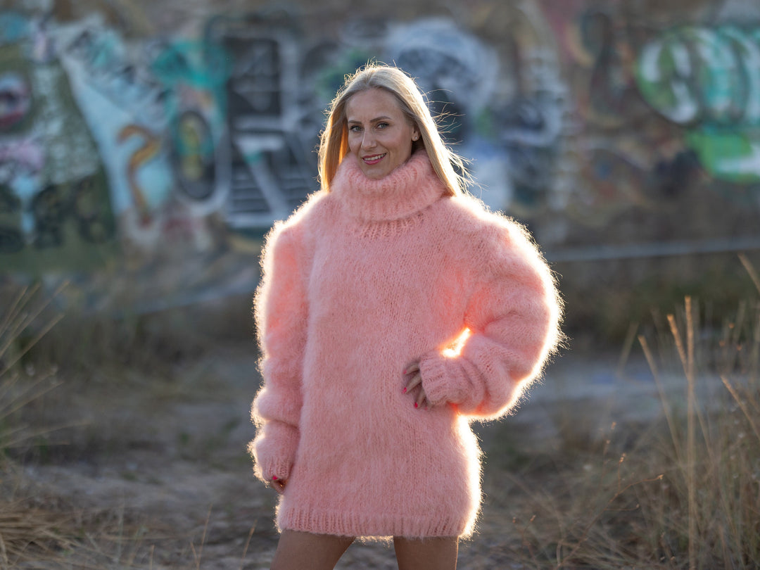 6-Strand Italian Kid Mohair Sweater – Hand-Knitted Fluffy Pullover T1243