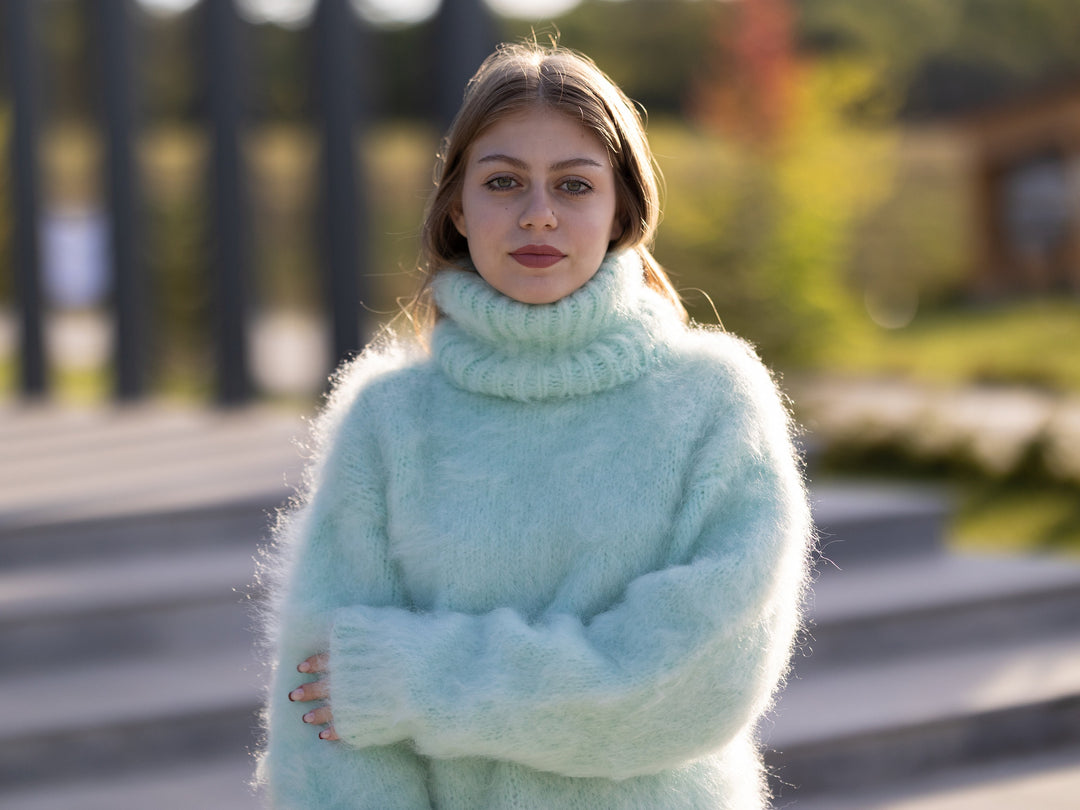 Mint Green Italian Kid Mohair Sweater, Hand Knitted 4 Strand Fluffy Warm Pullover T1255