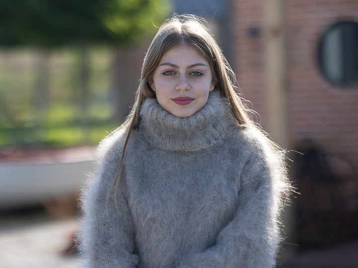 Fluffy Beige Italian Kid Mohair Sweater, Hand Knitted 4 Strand Soft Warm Knit T1258