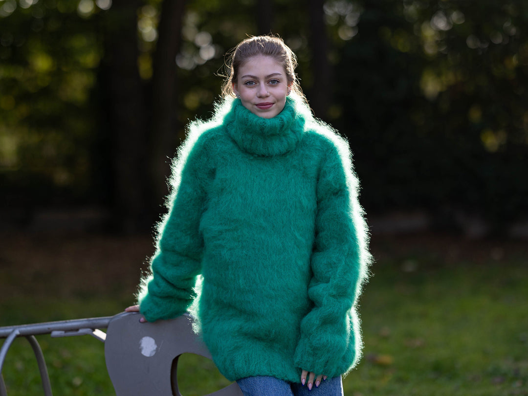 Extra Soft Kid Mohair–Merino Mix Sweater – Hand-Knitted Fluffy Jumper T1277