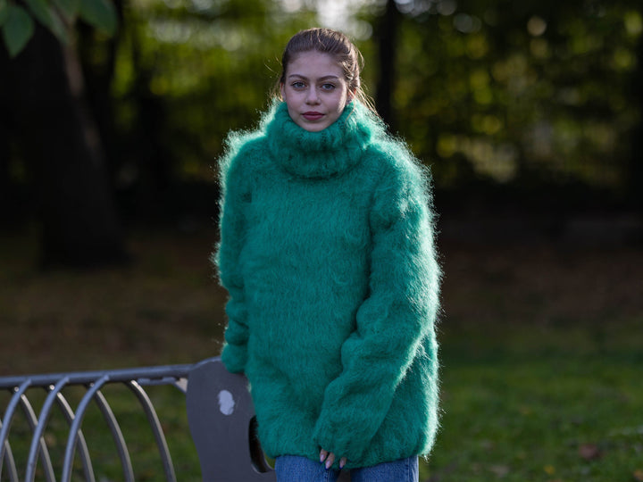 Extra Soft Kid Mohair–Merino Mix Sweater – Hand-Knitted Fluffy Jumper T1277