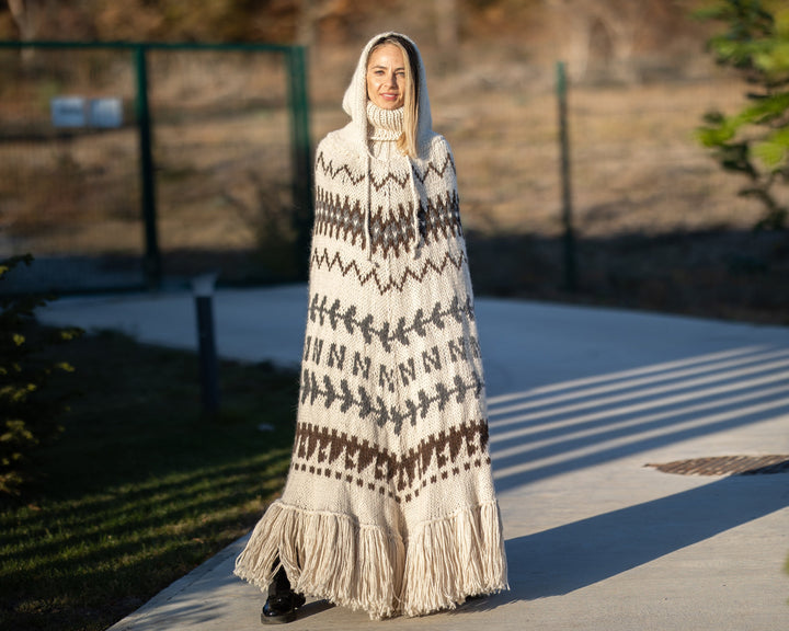 Peruvian Alpaca Poncho – Hand Knitted 100% Alpaca Wool Cape T1306