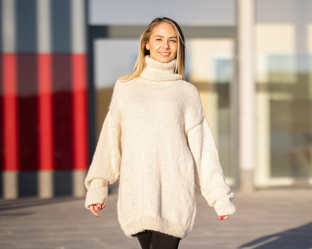 100% Alpaca Sweater, Hand Knitted Soft Crewneck Pullover, Lightweight Warm Wool Jumper T1307