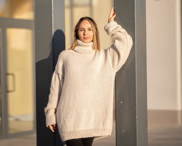 100% Alpaca Sweater, Hand Knitted Soft Crewneck Pullover, Lightweight Warm Wool Jumper T1307