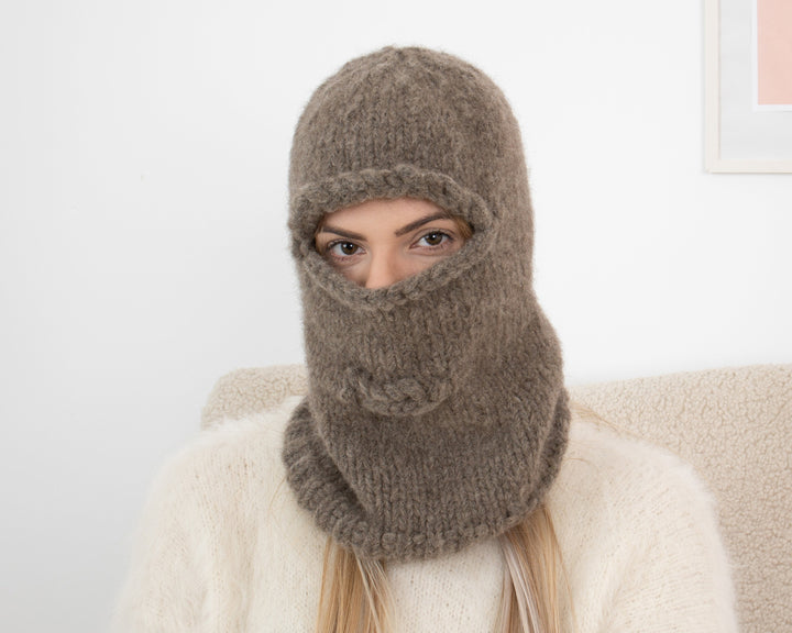 Yak Wool Balaclava – Chunky Hand Knitted Soft Yak Yarn Hood T1342