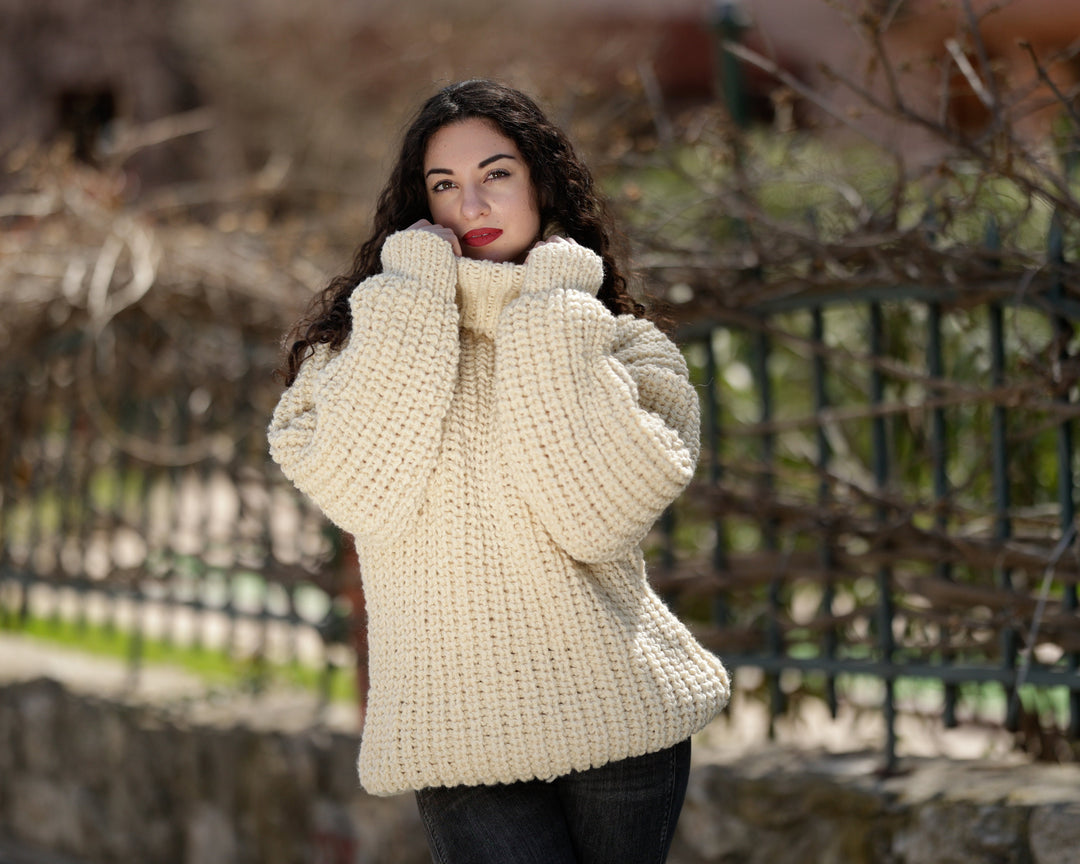 Wool Sweater Cream Fisherman Rib Knit, Hand Knitted Undyed Itchy 100% Wool Jumper T1381