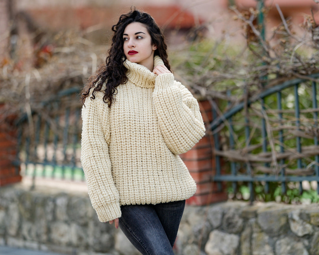 Wool Sweater Cream Fisherman Rib Knit, Hand Knitted Undyed Itchy 100% Wool Jumper T1381